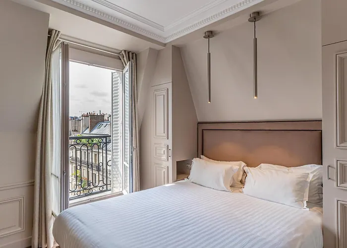 Saint-Louis - Jardin Du LuxembourgHotel Parigi